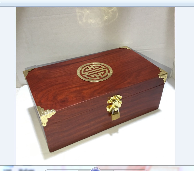 Hộp đựng con dấu, đựng đồ trang sức mặt chữ thọ gỗ Hương size 26cm kèm khóa mini