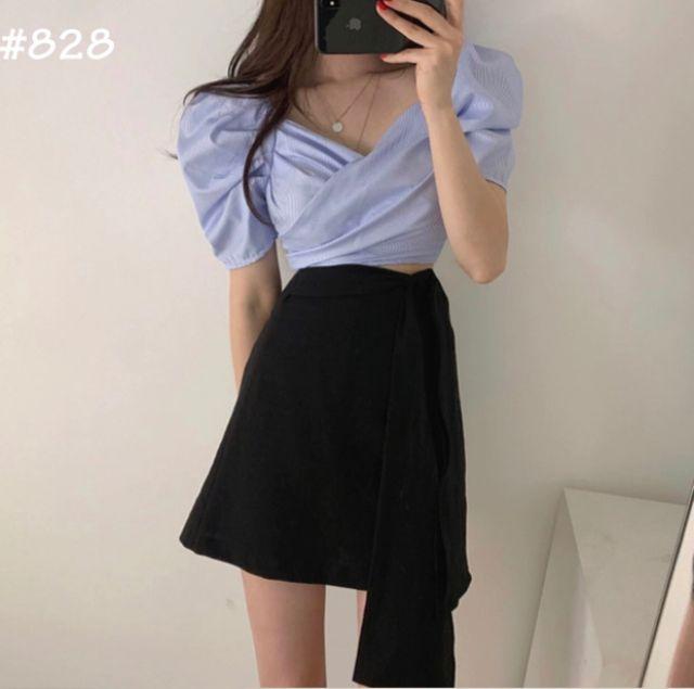 Áo crop tay phồng đắp chéo