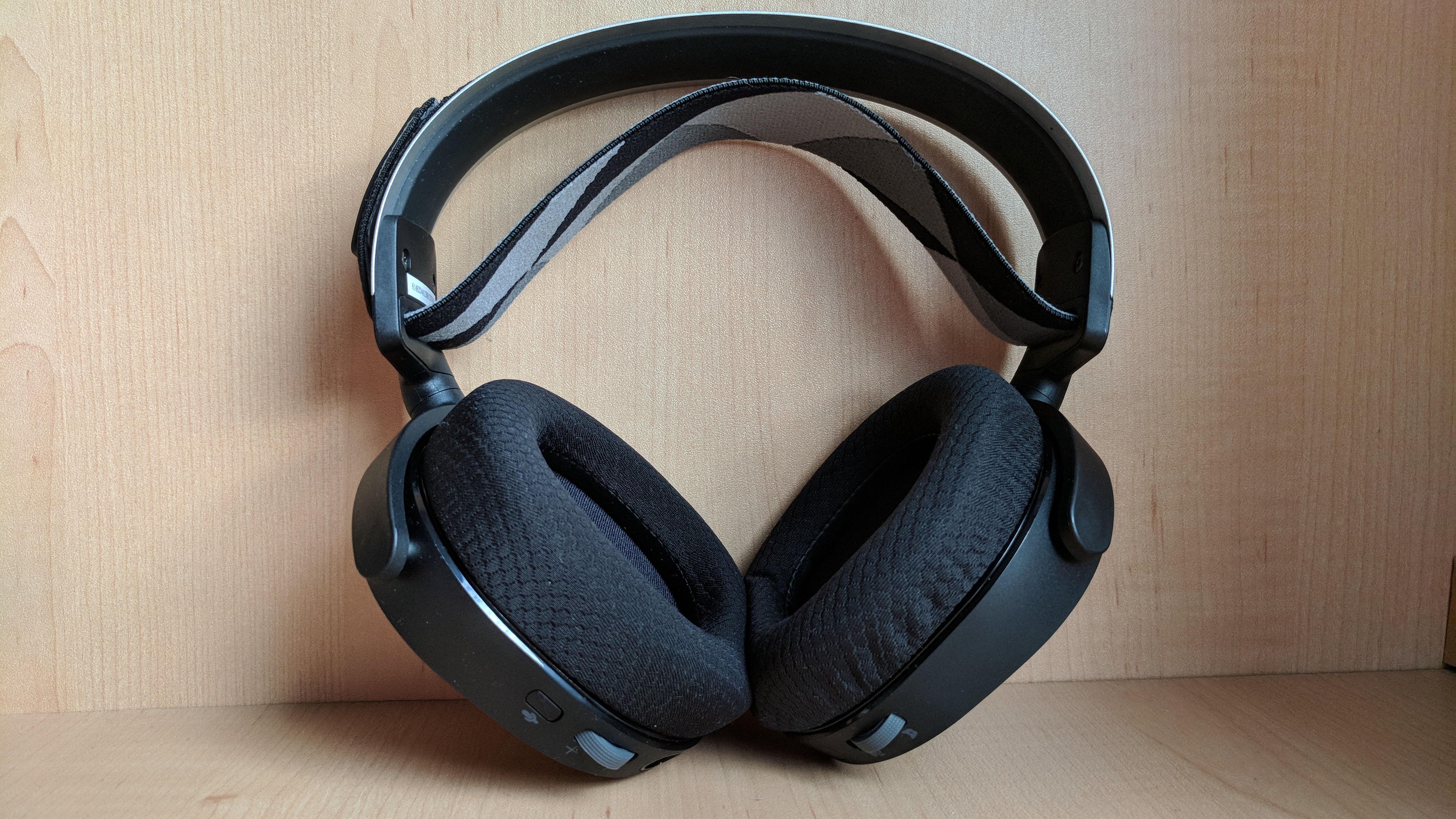 Tai nghe gaming Steelseries Arctis 7 2019 Surround 7.1  (Hàng Chính Hãng)