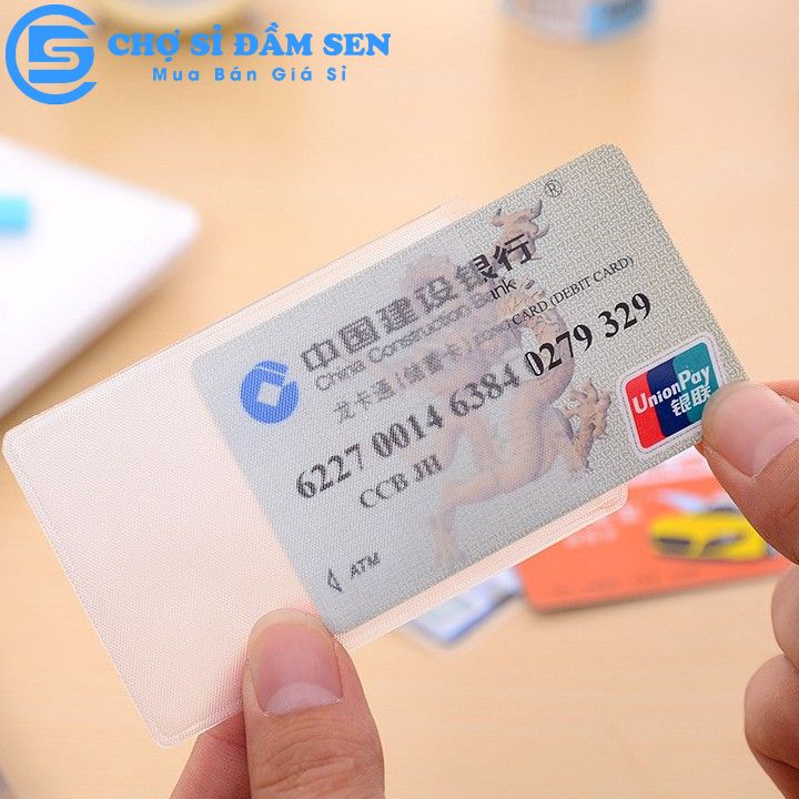 Vỏ Bọc Thẻ Căn Cước , Thẻ ATM Tiện Dụng Bên Bỉ