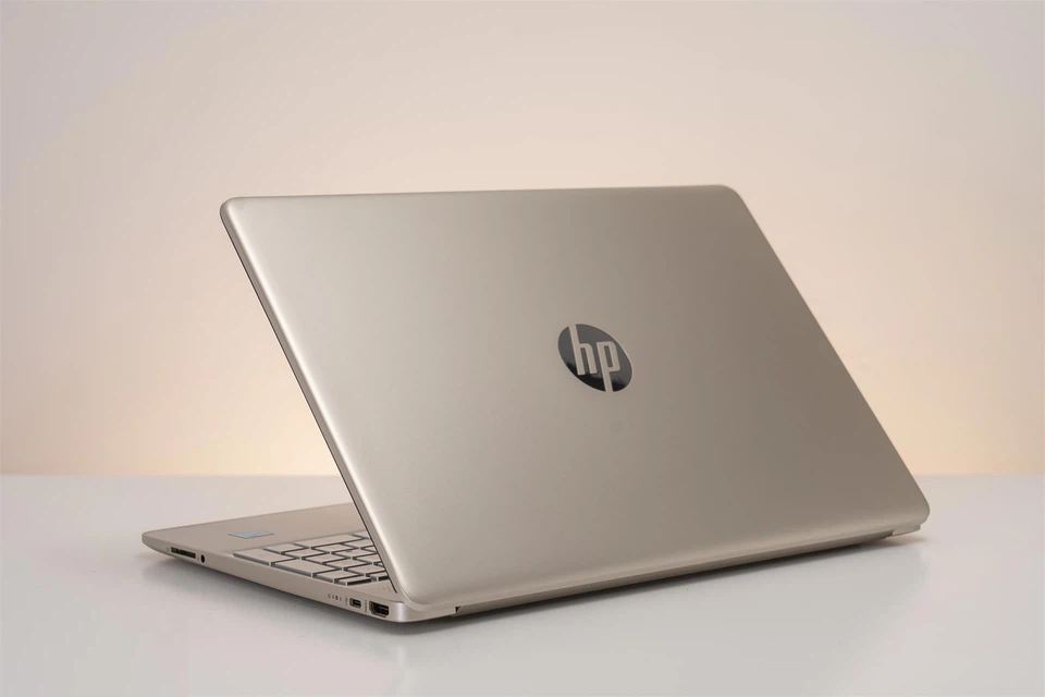 Laptop HP 15s fq2711TU i3 1115G4/8GB/256GB/15.6"FHD/Win 11 (7C0R6PA) Vàng - Hàng Chính Hãng