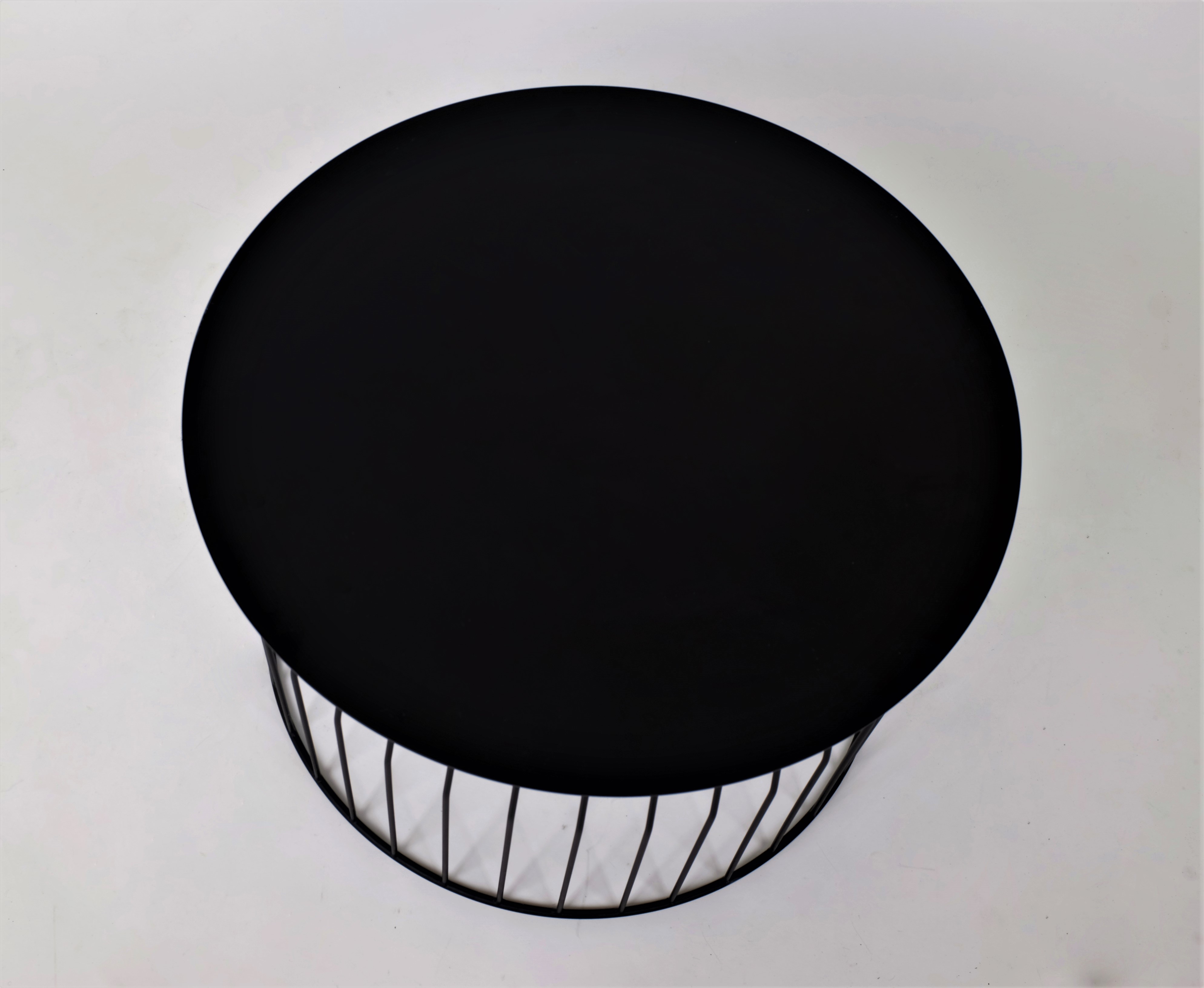 Bàn tròn GT-395A, chất liệu sắt, phủ sơn màu đen lì, KT 60*60*36.5cm
