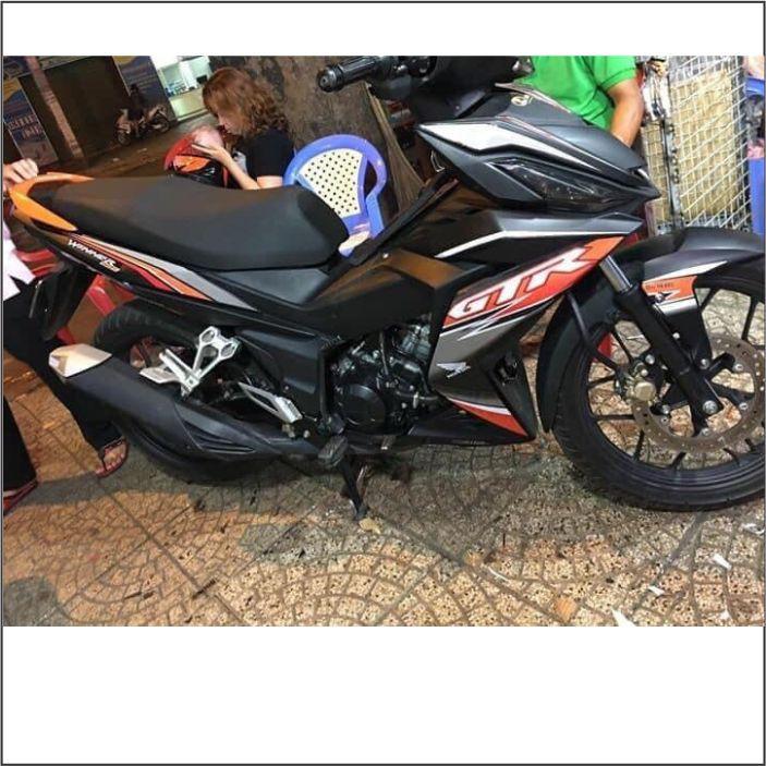 Tem Winner Đen nhám GTR , phối cam bạc