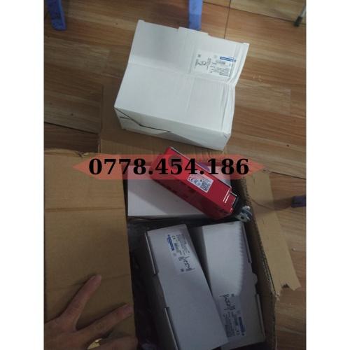 Công tắc XY2CH13250 , liên hệ O778454186