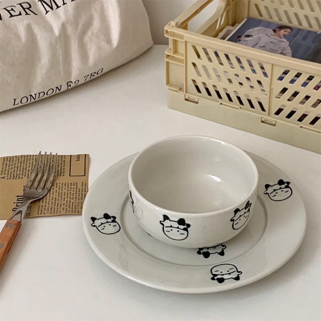 Set bát đĩa bò sữa