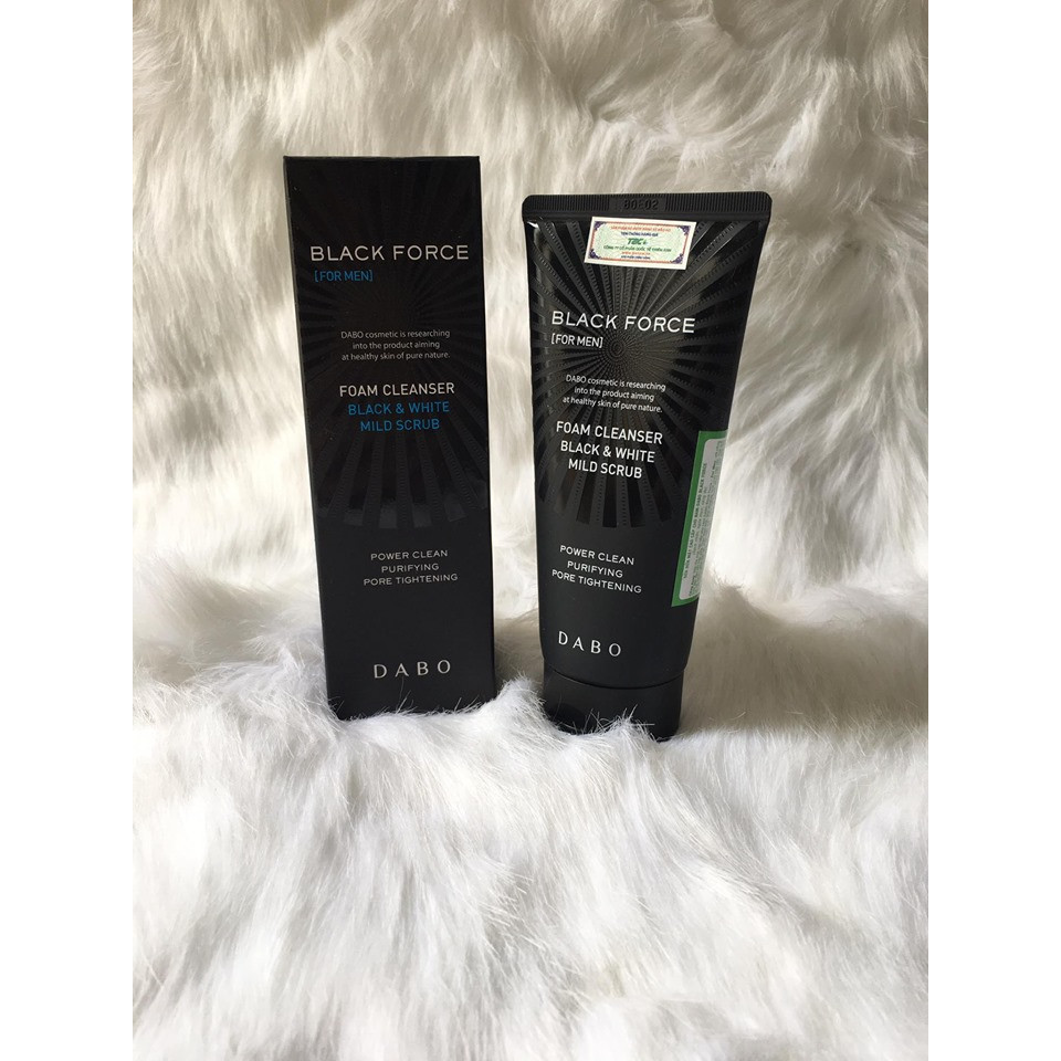 Sữa Rửa Mặt Dành Cho Nam Dabo Black Force Foam Cleanser Black & White Mild Scrub Kháng Khuẩn, Ngừa Mụn, Sạch Nhờn Có Hạt Massage