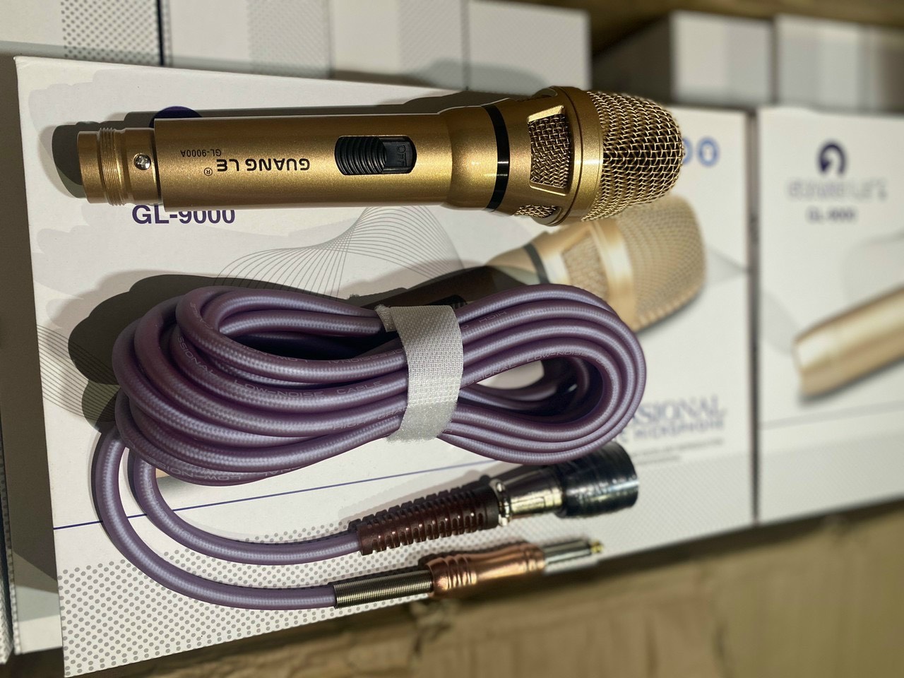 Micro GUANG LE GL-9000 mic có dây Micro có dây hát Karaoke Chuyên Nghiệp hát gia đình loại bỏ tạp âm