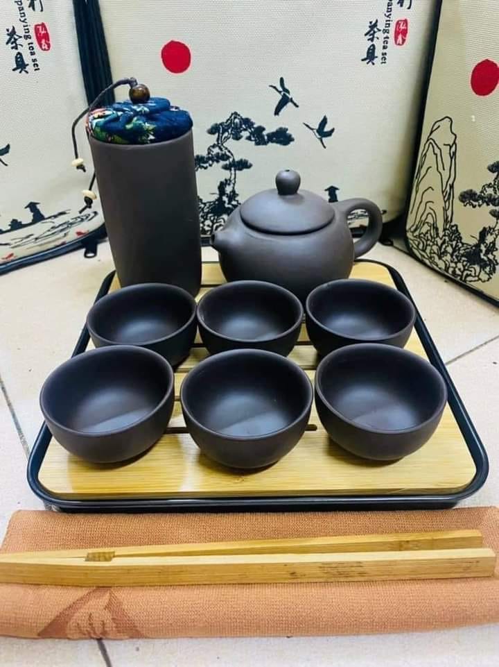 Bộ ấm chén trà đạo sứ ngọc có khay gỗ đựng phong cách Nhật Bản