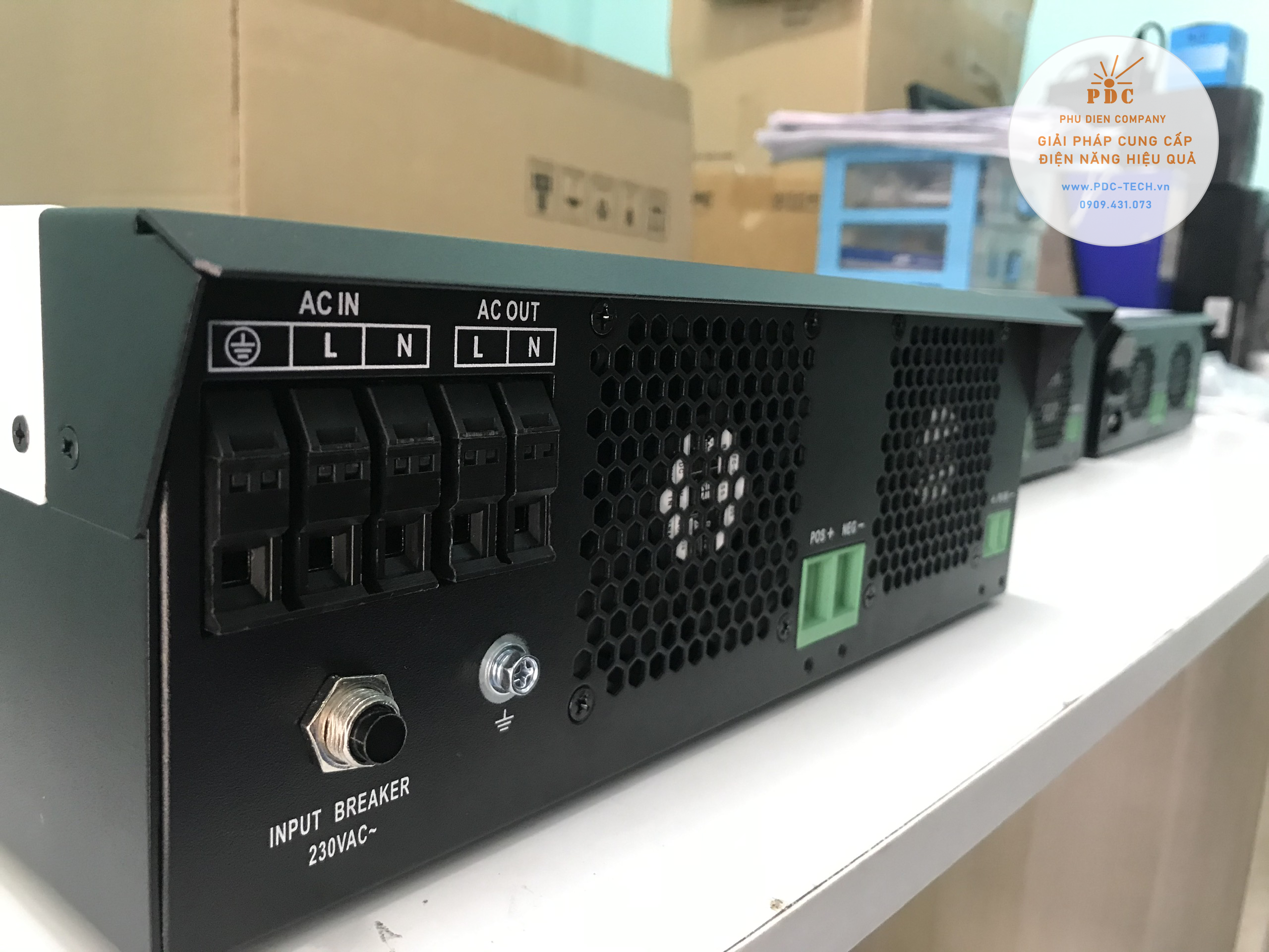 OFF-GRID INVERTER AXPERT VP 2KW, 24VDC, 50A PMW SCC, SẠC LƯỚI 20A - Hàng Chính Hãng