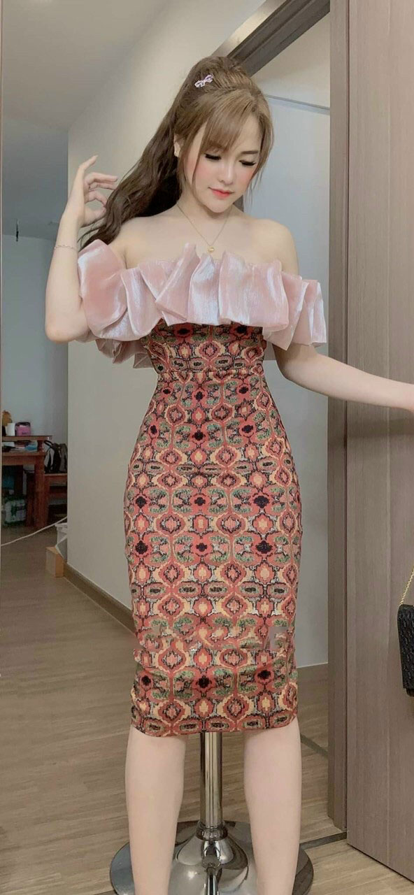 Đầm hoạ tiết xếp bèo ly ngực thời trang