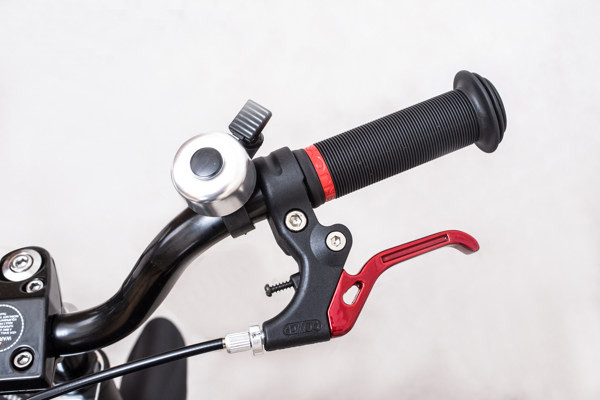 Xe đạp trẻ em Nhật Pilot 18