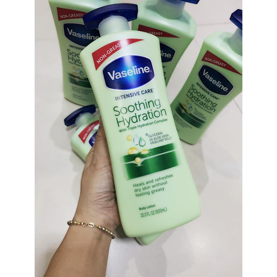 Sữa Dưỡng Thể Vaseline Intensive Care Soothing Hydration Aloe Vera 600ml-giao vòi ngẫu nhiên-màu xanh lá