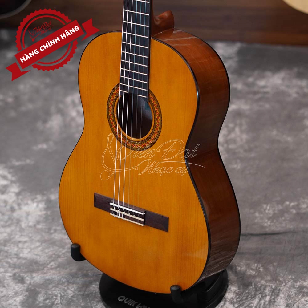 Đàn Guitar Classic Yamaha C40, Mặt đàn Gỗ Vân Sam, Dễ chơi, Âm thanh hay, Xuất xứ Indonesia - Hàng chính hãng