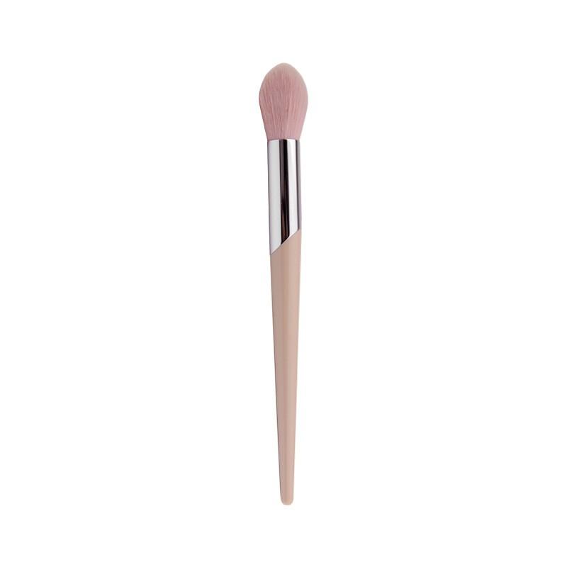 Cọ Đánh Highlight Fenty F111