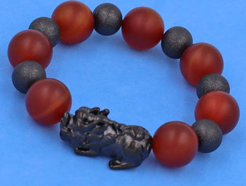 Chuỗi đeo tay Tỳ Hưu inox charm Thạch Anh Đỏ Mờ Size 16 ly phối 6 bi - hợp mệnh Hỏa, mệnh Thổ - Chuỗi size XXL