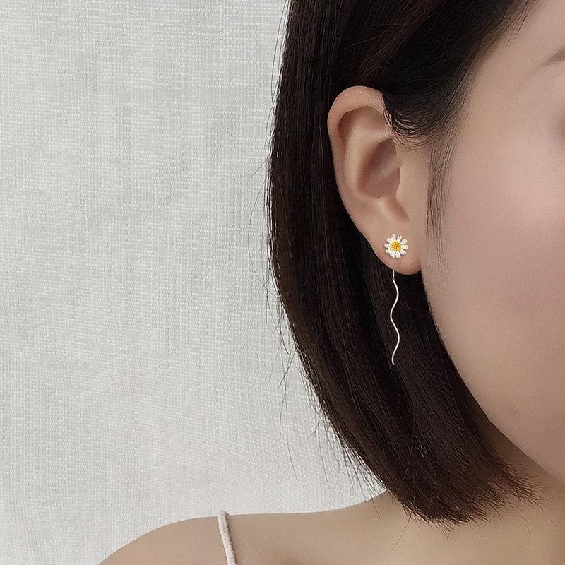 Hoa tai bạc hình hoa cúc thả dài ANTA Jewelry ATJ9028