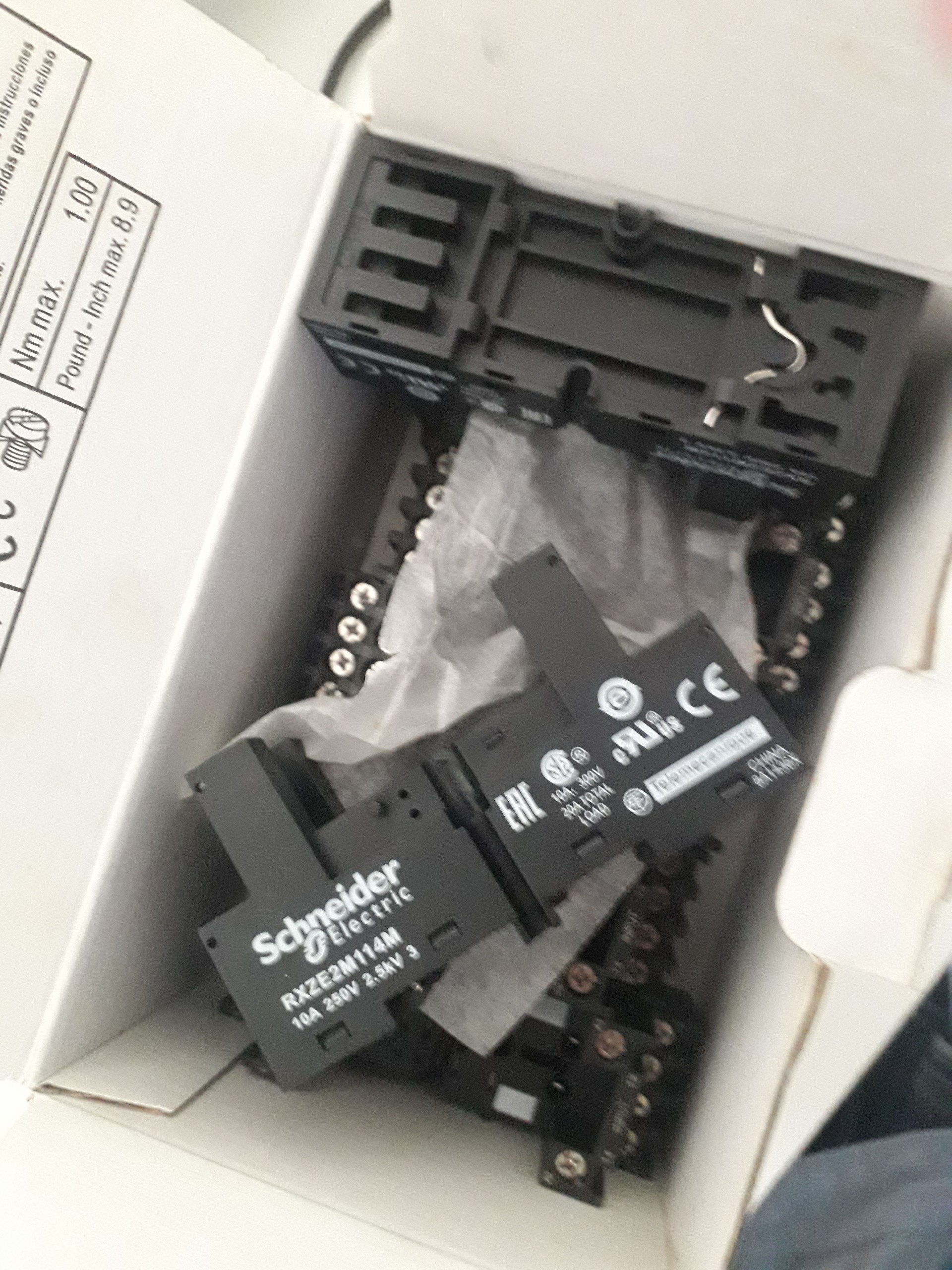 Đế rơ le RXZE2M114M relay 14 chân Schneider | Chính hãng |