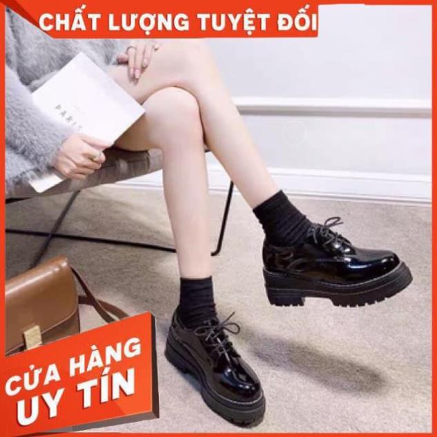 Giày bốt cổ thấp da bóng