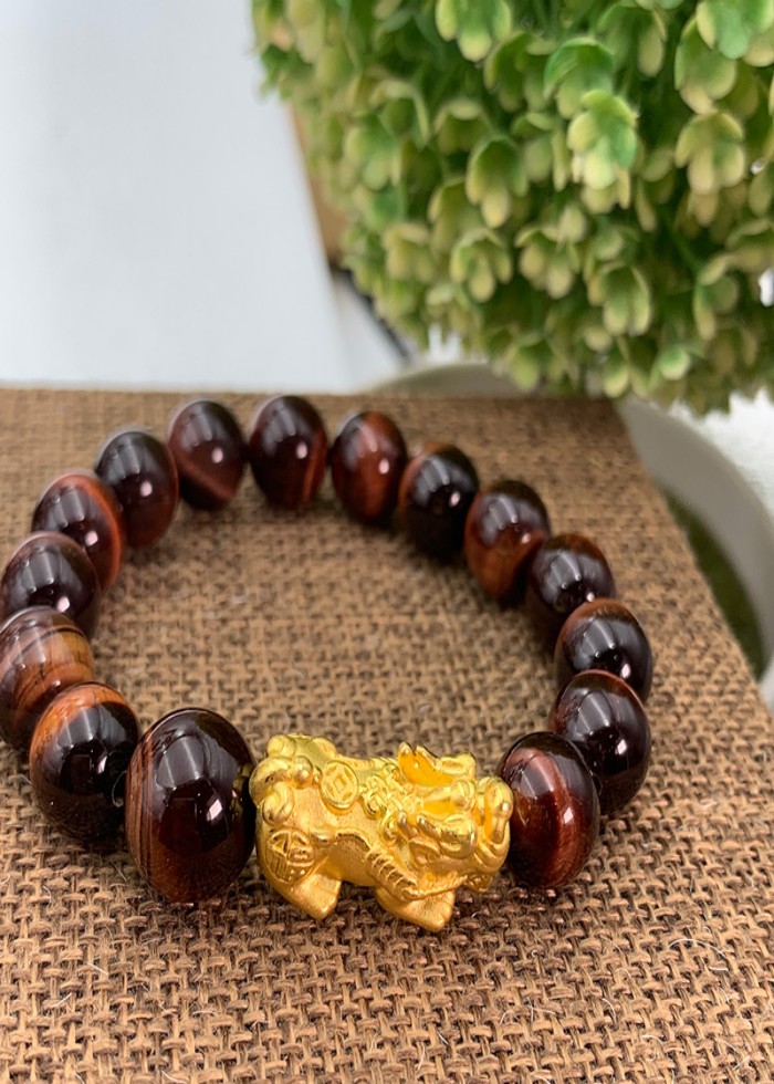 Vòng Đá Mắt Hổ Đỏ Charm Tỳ Hưu Bạc Si Vàng