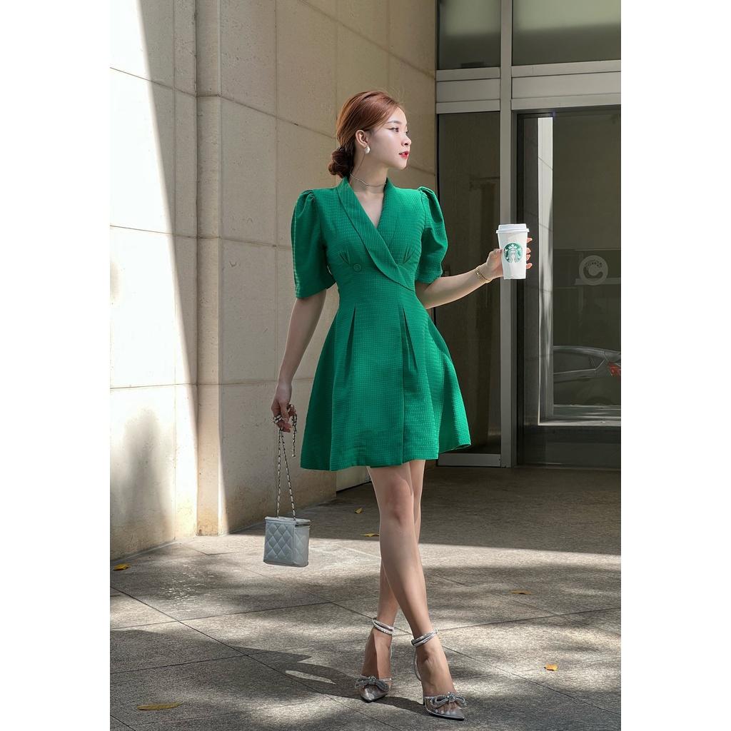 Đầm vest cổ sam xanh lá, trắng, đen Joven