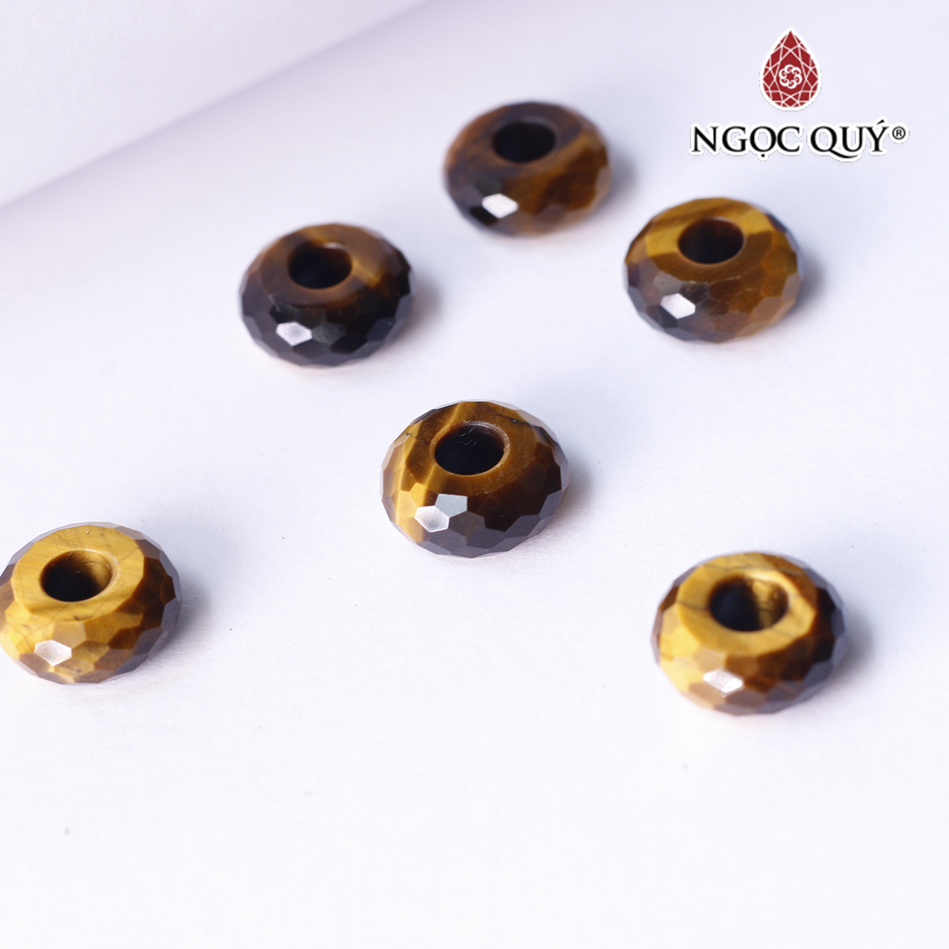 Charm đá hình bánh xe đá mắt hổ vàng nâu 14mm lỗ 5mm mệnh thổ,kim - Ngọc Quý Gemstones