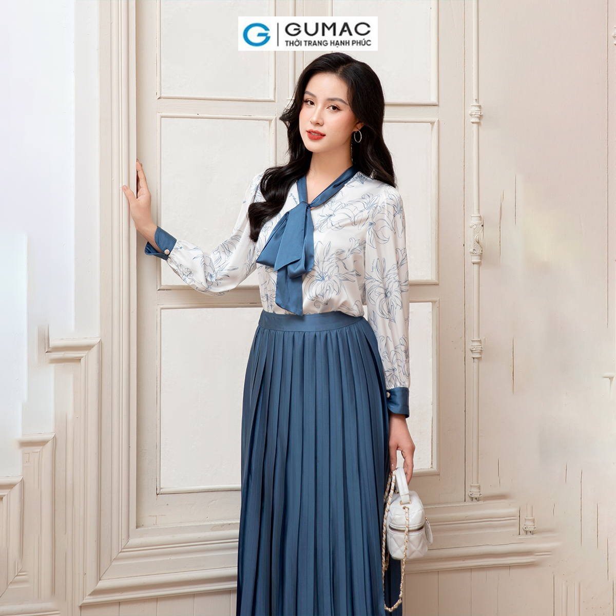 Áo lụa in hoa thời trang GUMAC AD10006