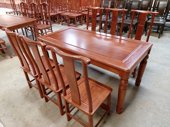 Bộ bàn ăn gỗ sồi nga 6 ghế chữ thọ bàn vuông