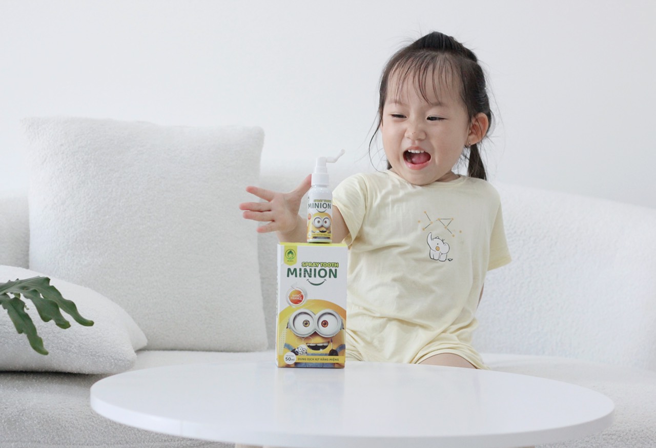 Xịt răng miệng Minion Gold Dr.maya hộp/50ml, Vệ sinh răng miệng ngăn ngừa sau răng cho bé từ 6 tháng tuổi