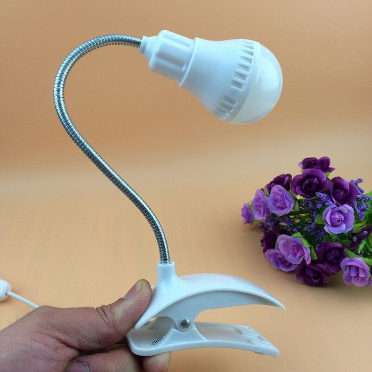 Đèn Led Mini Kẹp Bàn W00757 -
