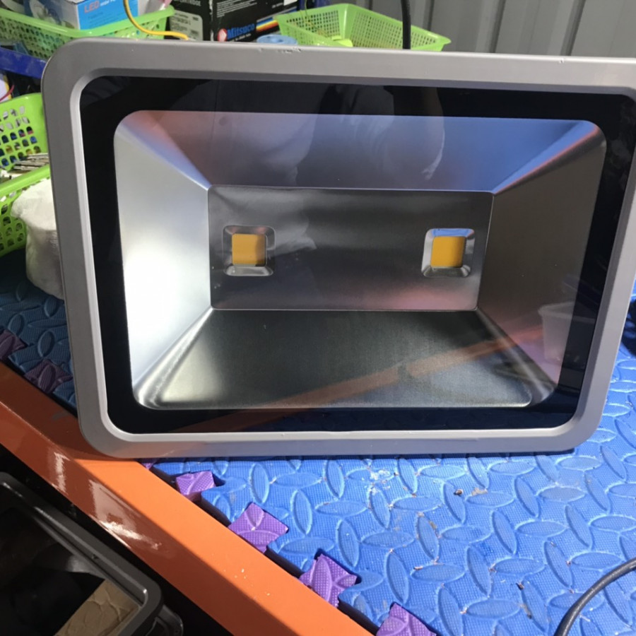 ĐÈN PHA LED DÀY CHIP COB, CÔNG SUẤT 100W
