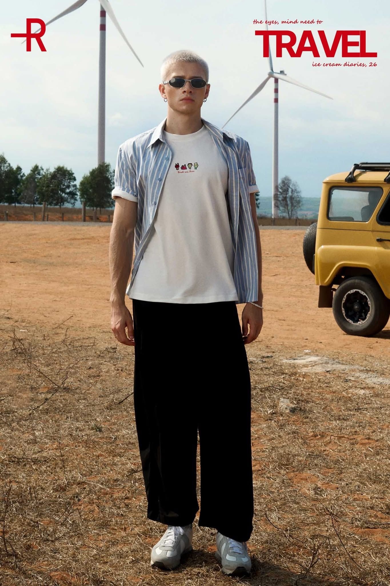 Áo thun tay ngắn nam patch trang trí Form Regular - ROUTINE 10S26TSS029