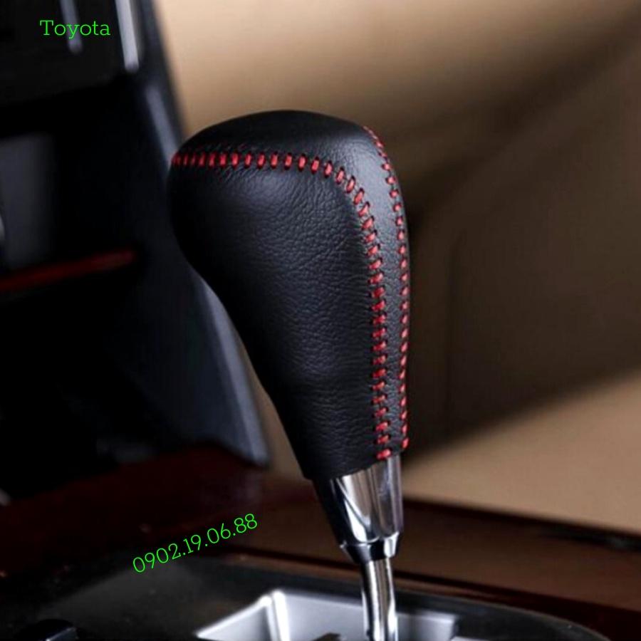 Bọc cần số da bò nhập khẩu xe Toyota Camry