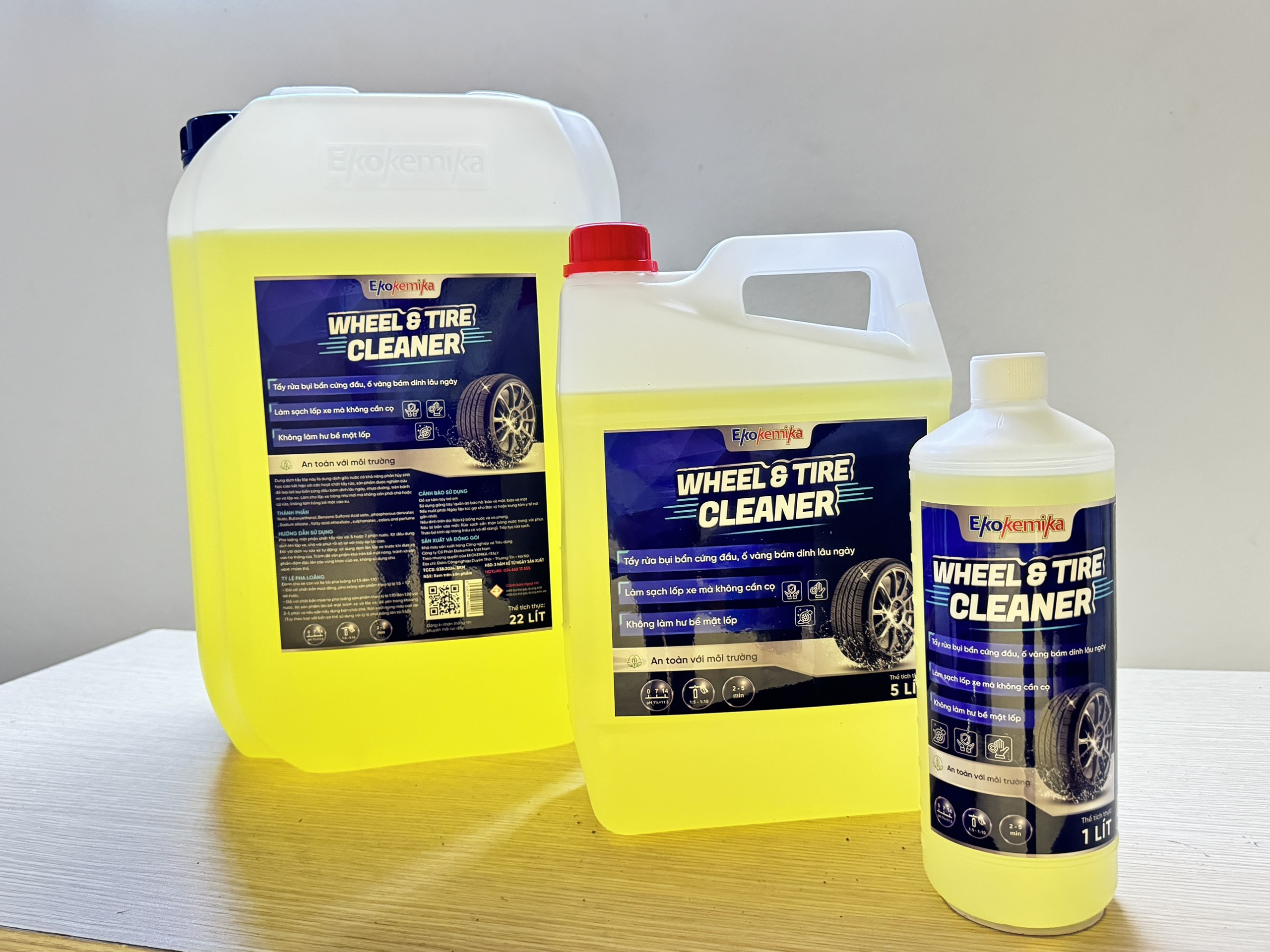 DUNG DỊCH TẨY LỐP XE EKOKEMIKA WHEEL&amp;TIRE CLEANER -5L