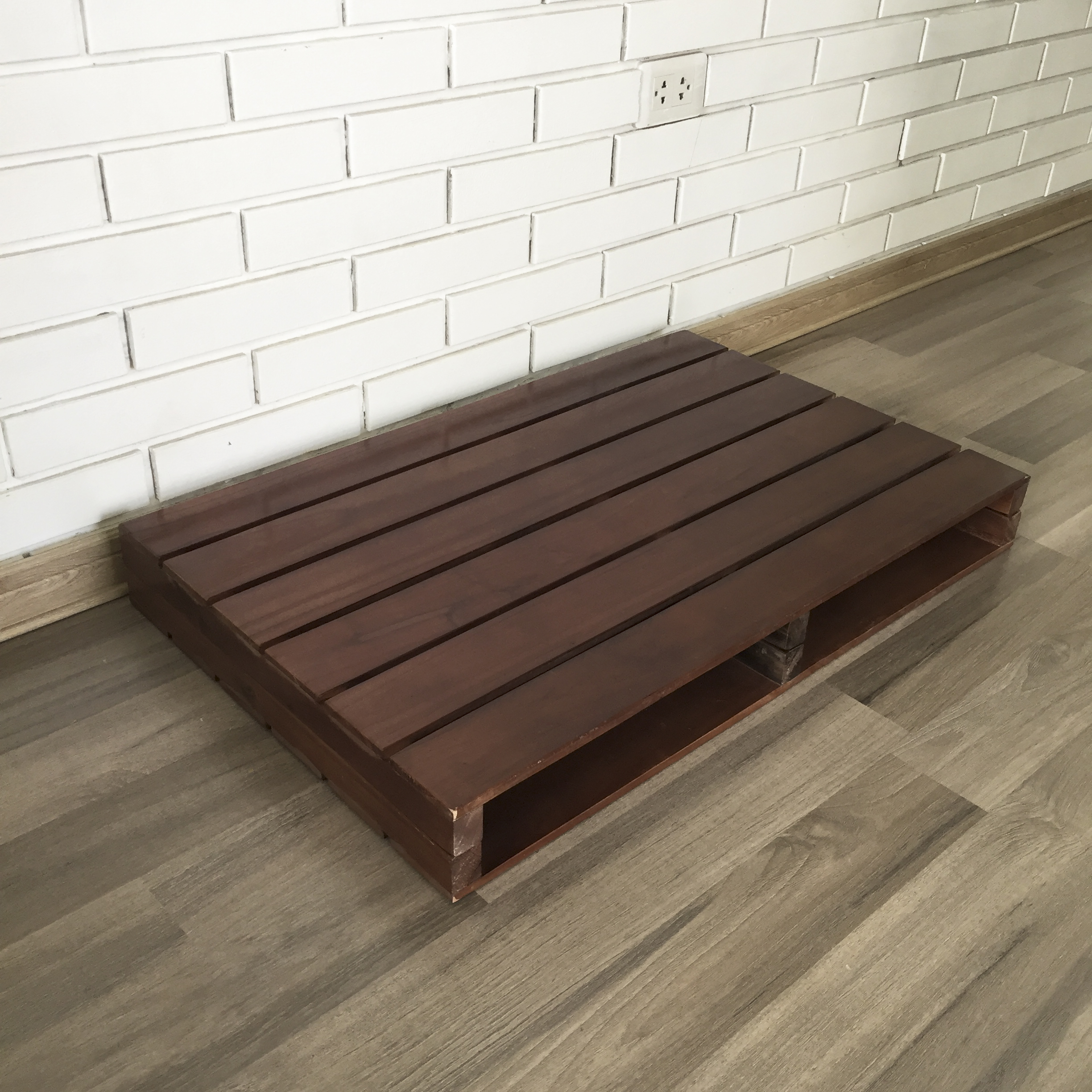 Giường pallet lắp ghép PL120 kích thước 1m2x2m