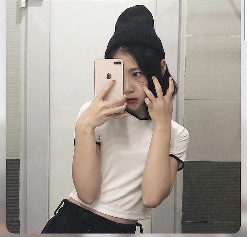 Áo Thun Croptop Nữ Body Viền