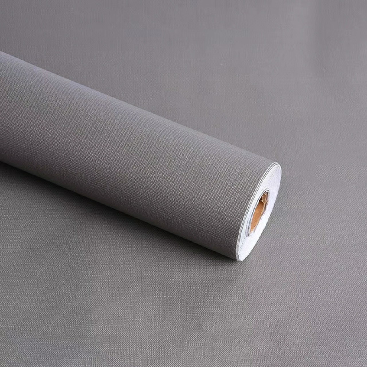 GIẤY DÁN TƯỜNG KHỔ 45CMX10M XÁM ĐẬM NHÁM