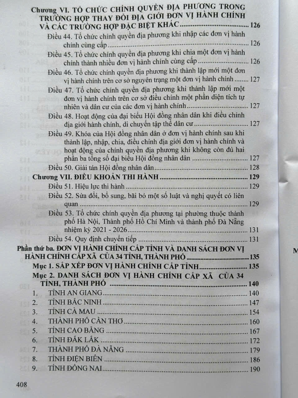 Sách Luật Tổ Chức Chính Quyền Địa Phương – Đơn Vị Hành Chính Cấp Tỉnh và Danh Sách Đơn Vị Hành Chính Cấp Xã của 34 Tỉnh, Thành Phố (V2591T)