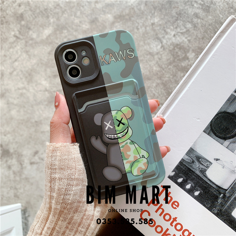 Ốp lưng chú gấu bụng phệ Bearbrick Cho iPhone 7 Plus/8 Plus/X/Xs/Xs Max/11/11 Pro/11 Pro Max/12/12 Pro/12 Pro Max/13/13 Pro/13 Pro Max kèm khay đựng thẻ ATM
