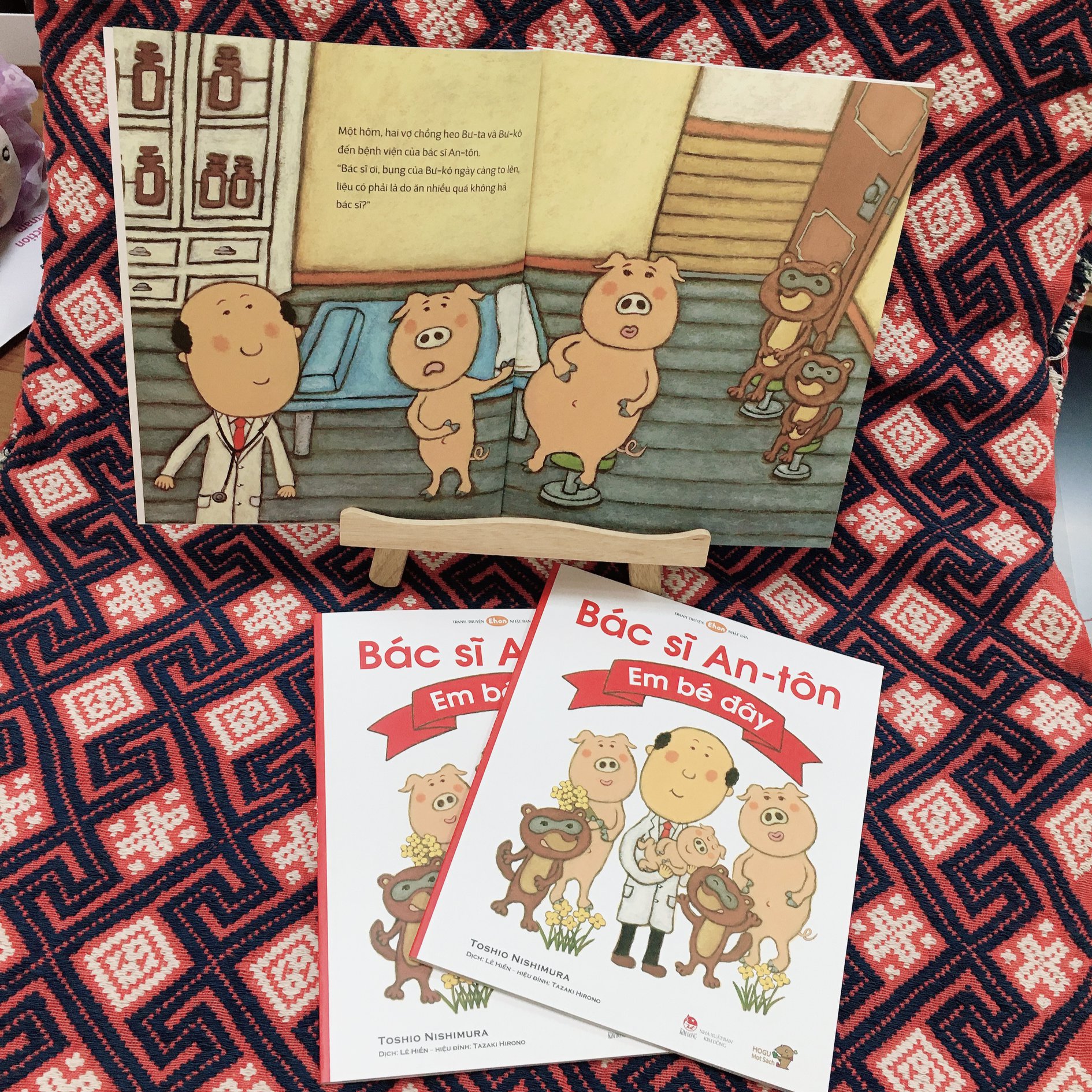 Sách cho bé từ 3 tuổi - Phát triển tư duy Bác sĩ Anton - Em Bé Đây