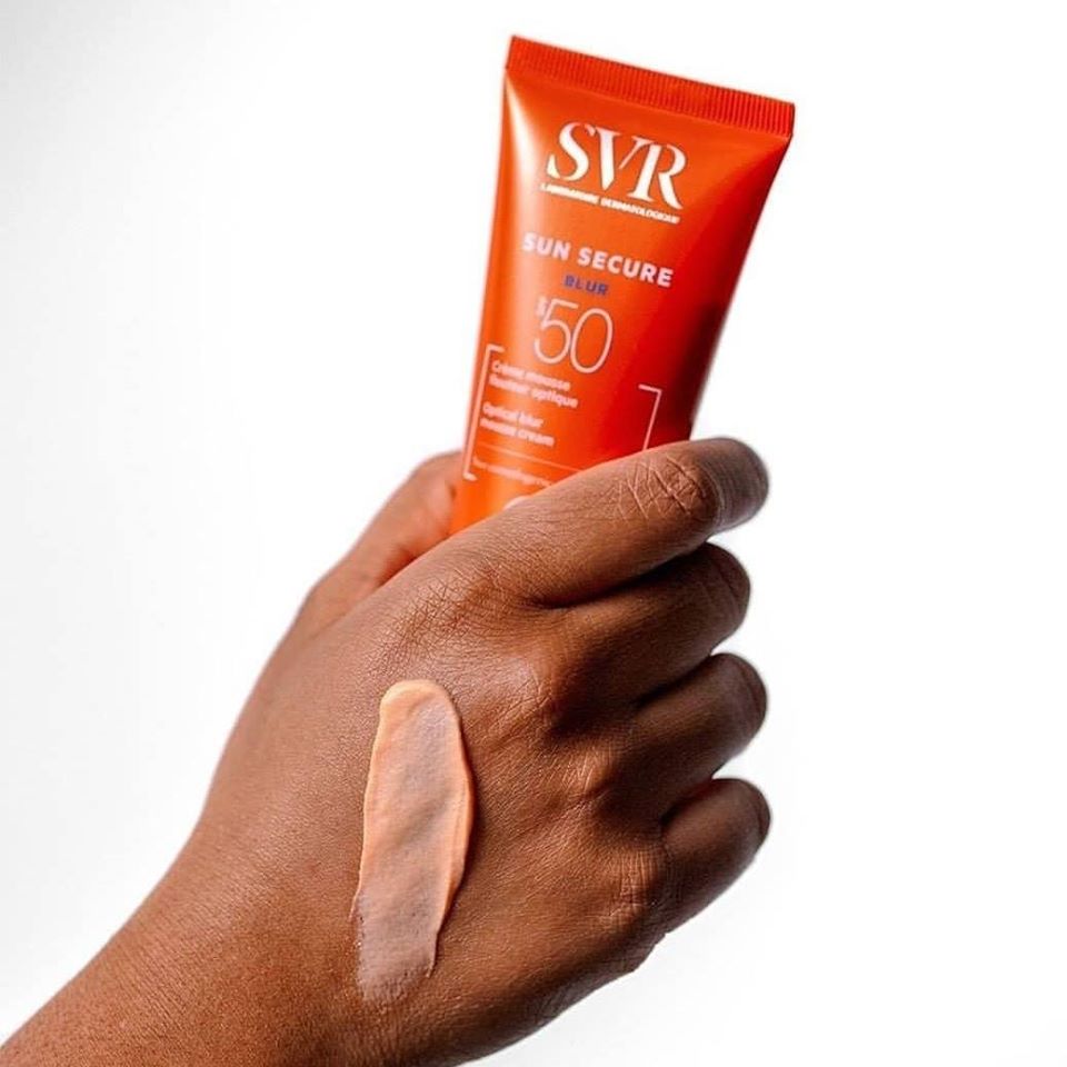 Kem Chống Nắng, Kem Lót Che Khuyết Điểm SVR Sun Secure Blur Spf 50+ 50ml + Tặng Kèm 1 Móc Khóa Hình Tour Eiffel Viền Đỏ