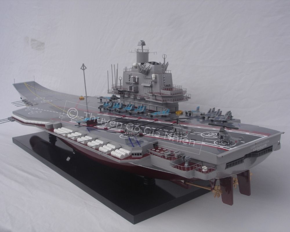 Mô Hình Thuyền Gỗ Phong Thủy Dạng Thuyền Chiến ADMIRAL KUZNETSOV Chính Hãng Hàng Xuất Khẩu Chất Lượng Cao
