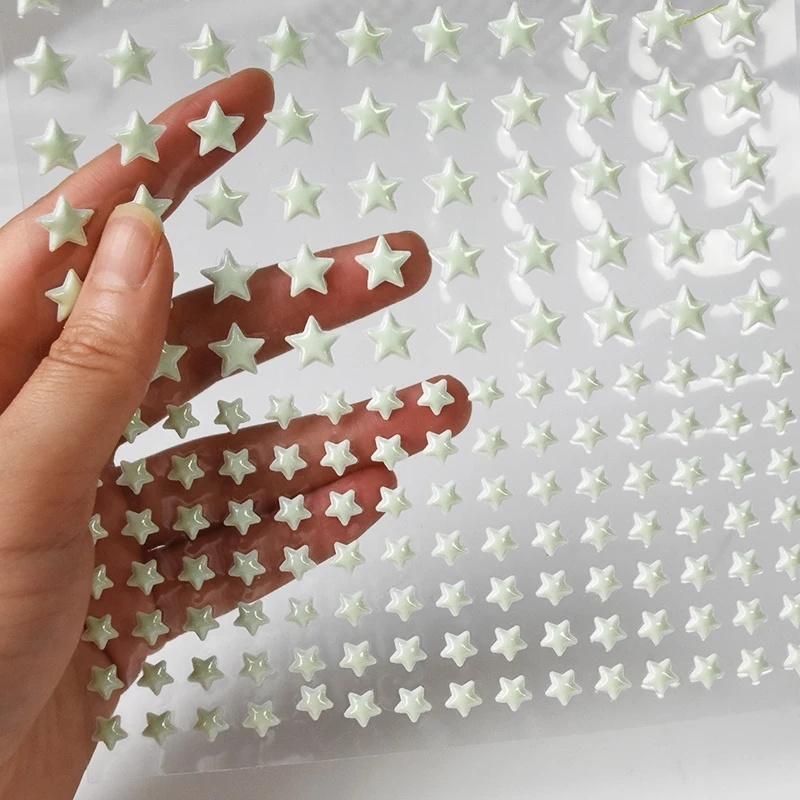 Miếng Dán Tường Dạ Quang Hình Ngôi Sao / Chấm Bi 3d