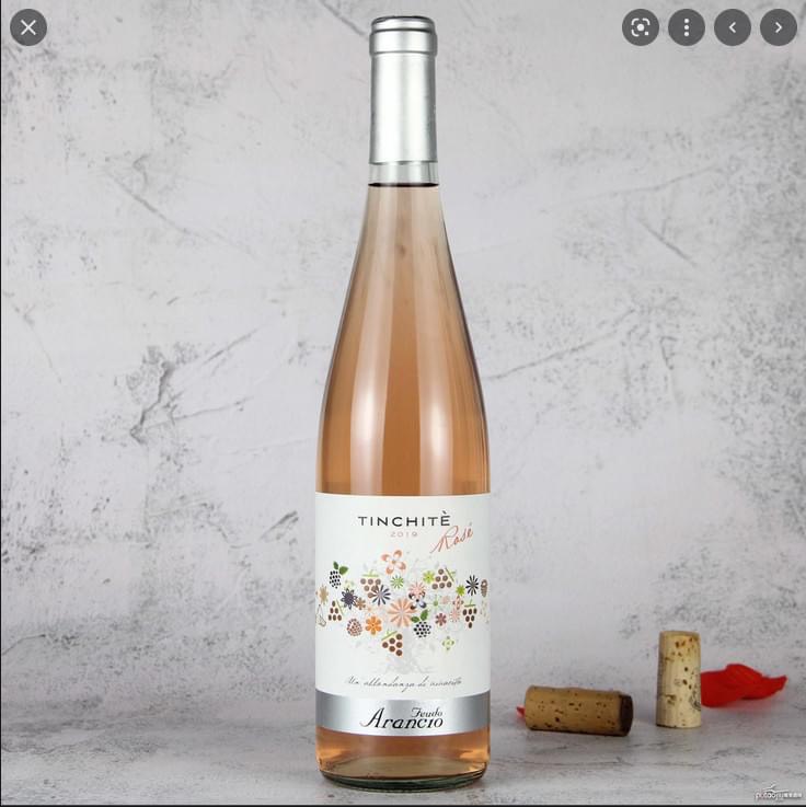 Rượu vang Ý Tinchite ROSE 2021 - vang hồng được làm từ nho Nero d'Avola, vùng Sicily, Ý - hương thơm trái cây