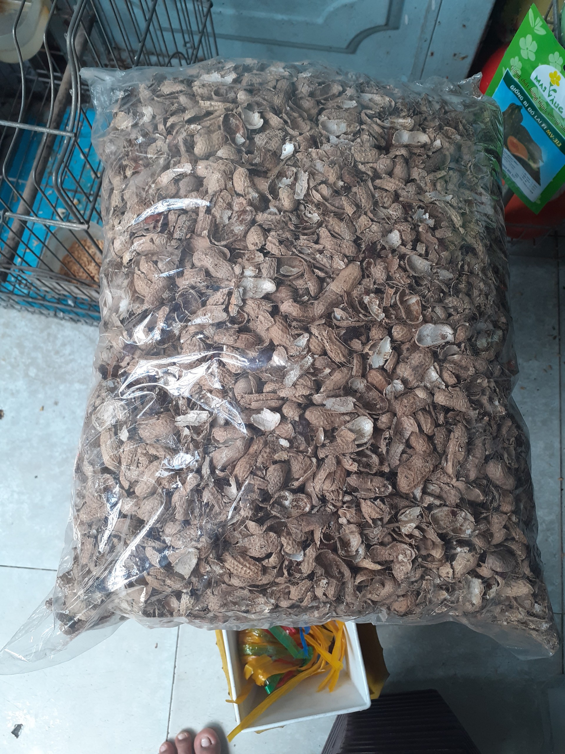 Vỏ đậu phộng bịch nửa ký
