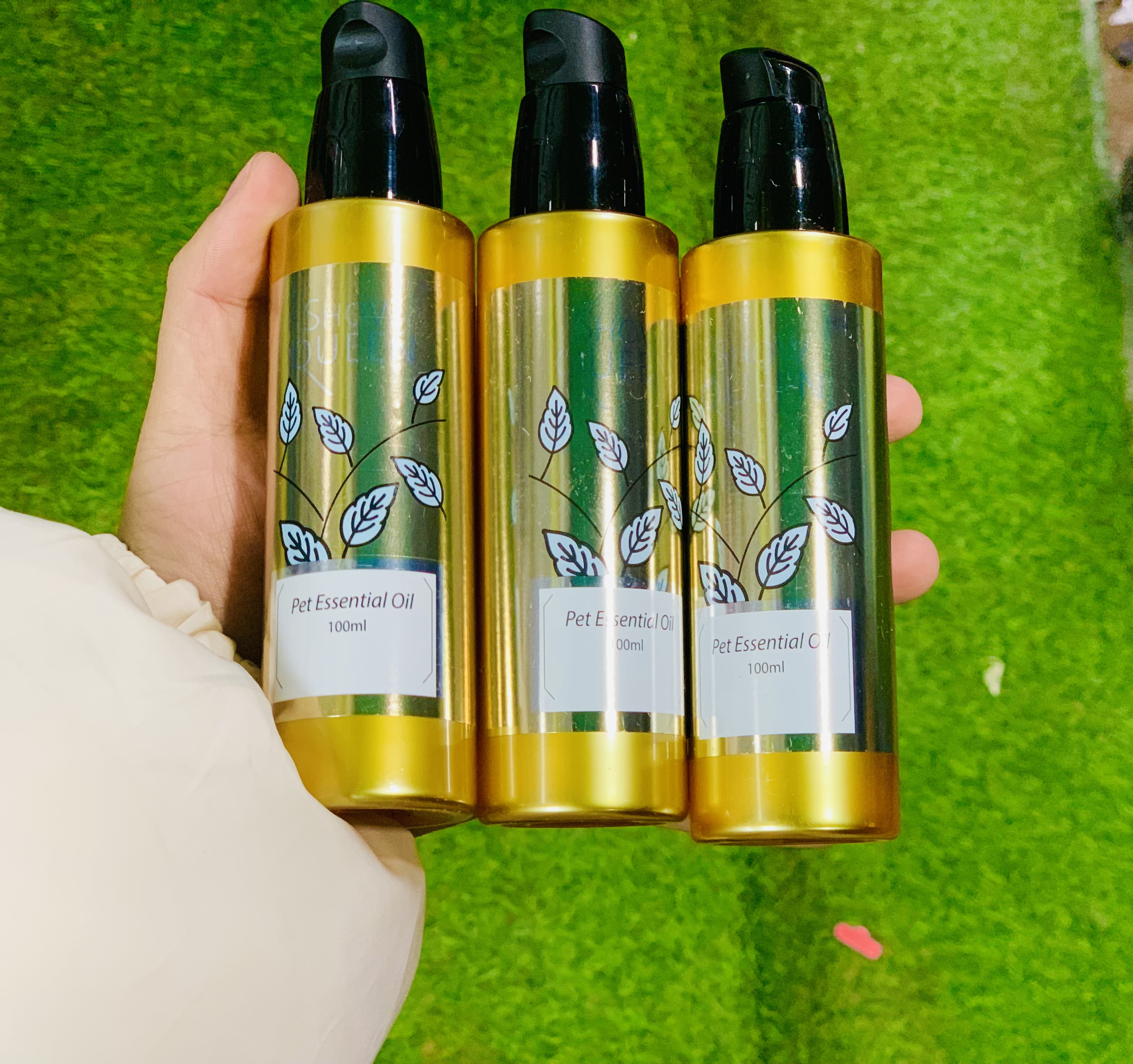 ￼ShowQueen - Tinh Dầu Dưỡng Lông Pet Essential Oil Show Queen 100ml - Chăm Sóc Lông, Dưỡng Lông Cho Chó Mèo