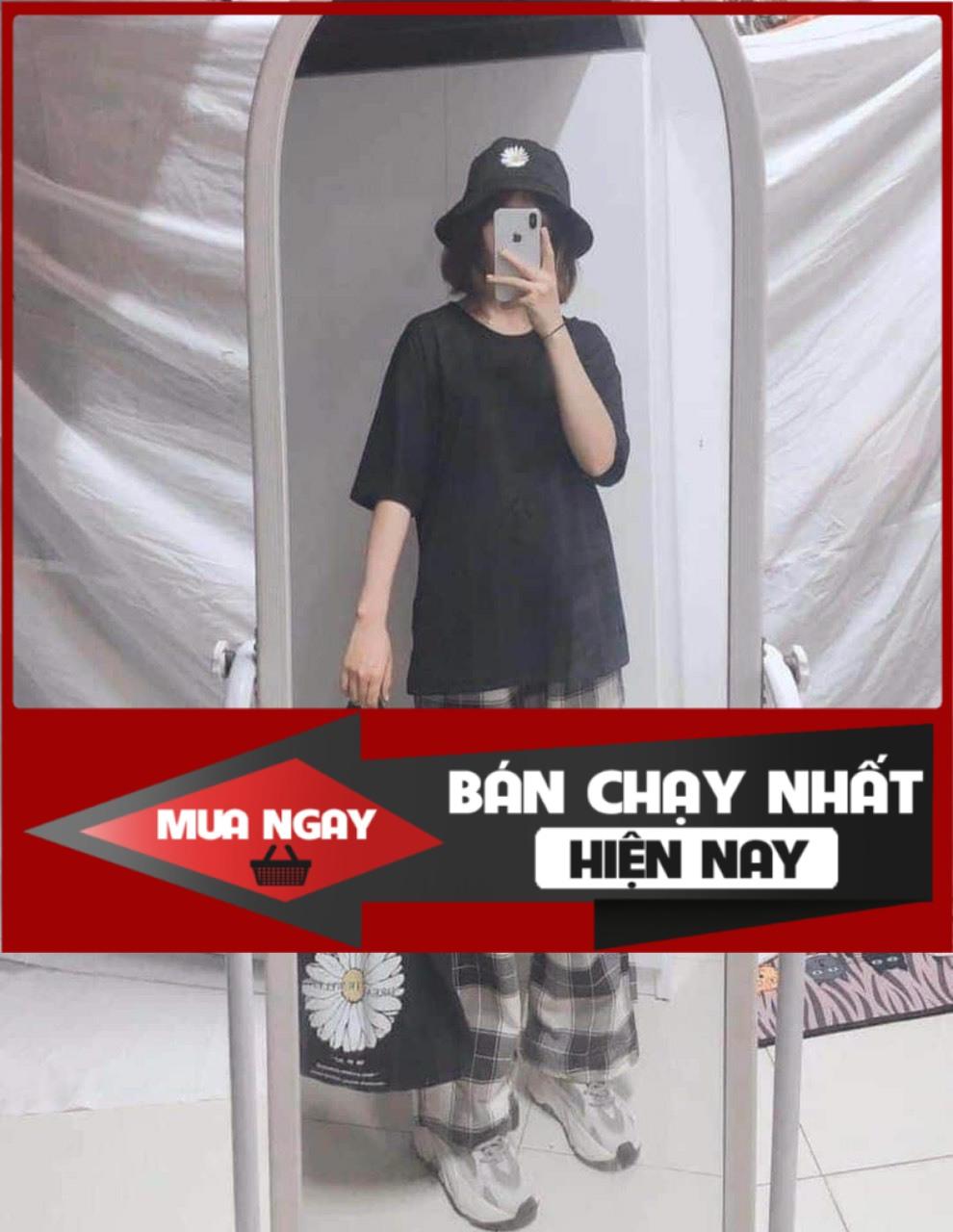Sét bộ áo trơn và quần kẻ màu phong cách