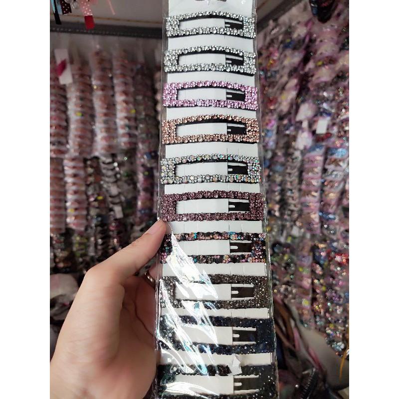 Si 10 kep dán đá xinh xan