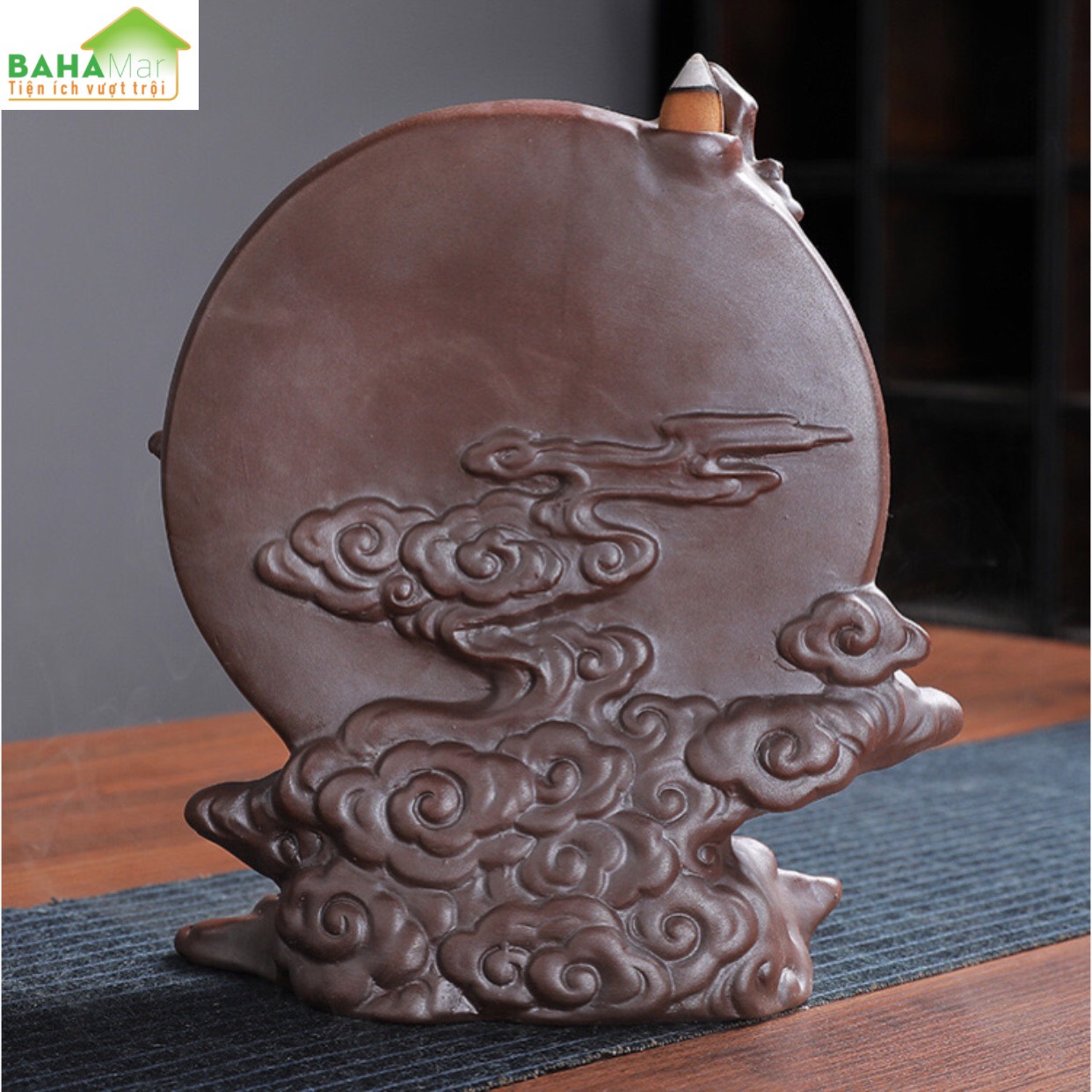 LƯ HƯƠNG TRẦM THỔI NGƯỢC RỒNG MAY MẮN THẢ NGỌC "BAHAMAR" Sáng tạo vẻ đẹp với phong cách điêu khắc, thú vị và hấp dẫn.