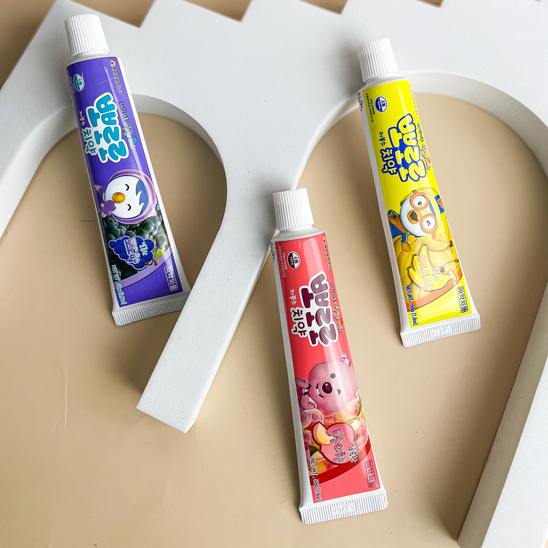 Kem đánh răng Pororo có thể nuốt được cho bé từ 3 tuổi - vị Nho 50g