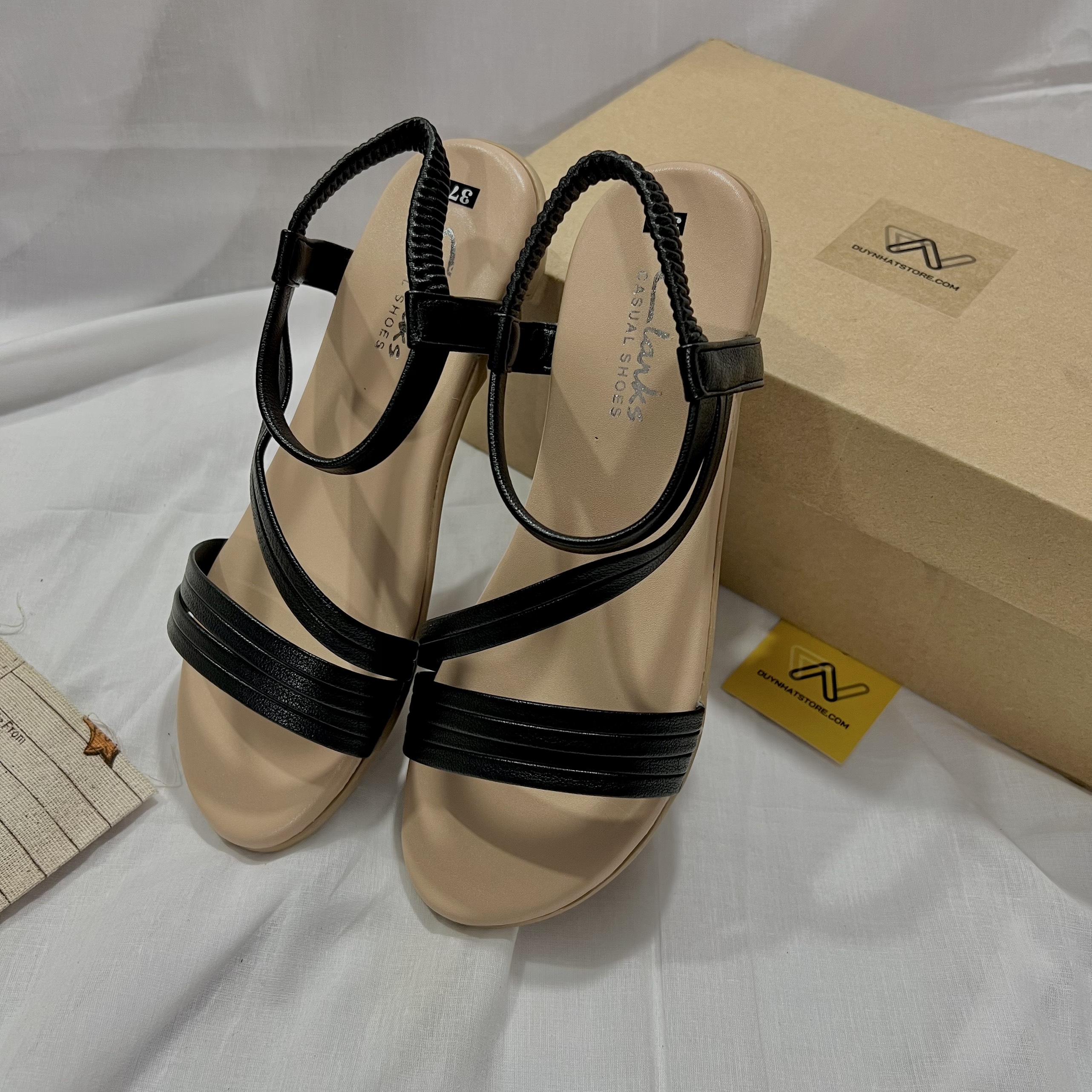 Giày Sandal Nữ Quai Ngang Dây Chéo Cao 2cmBánh Mì Duy Nhật Store Phối Khóa Da Mờ Học Sinh Đi Học Đẹp Đơn Giản Bền Đế Cao